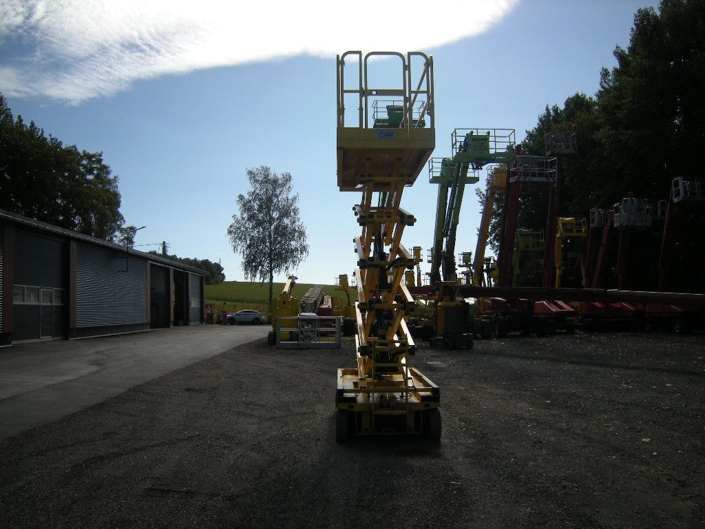 Genie GS 4047 Scherenarbeitsbühne Genie 14 m - 车载空中平台:图3 Genie GS 4047 Scherenarbeitsbühne Genie 14 m - 车载空中平台:图3