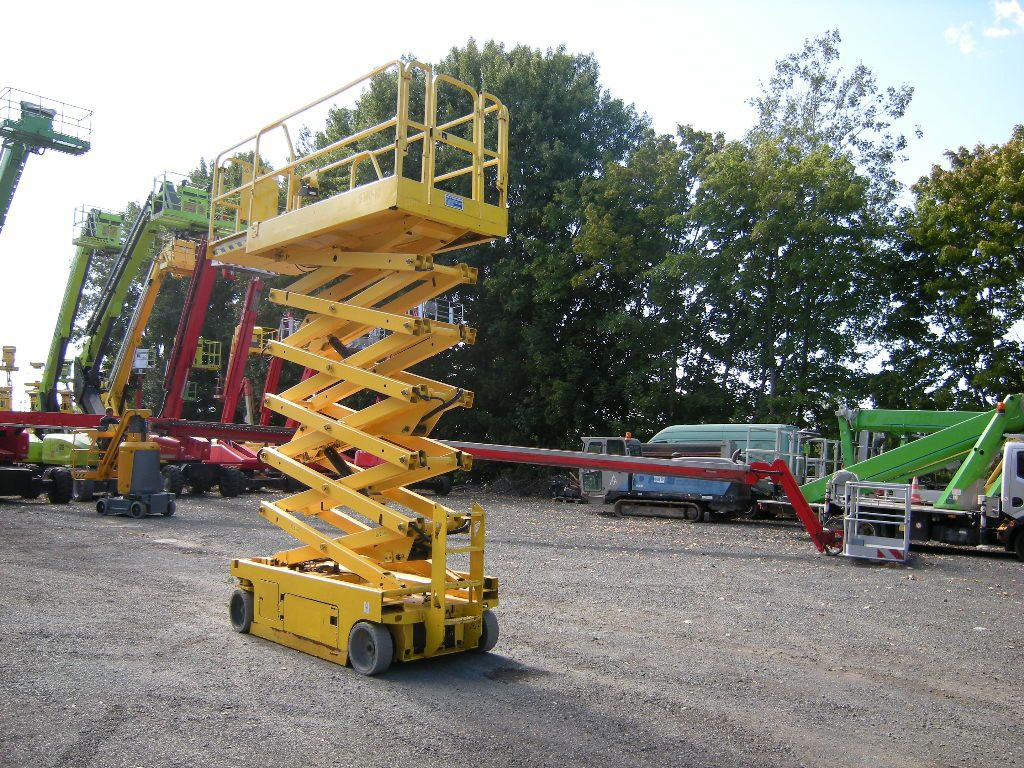 Genie GS 4047 Scherenarbeitsbühne Genie 14 m - 车载空中平台:图4 Genie GS 4047 Scherenarbeitsbühne Genie 14 m - 车载空中平台:图4