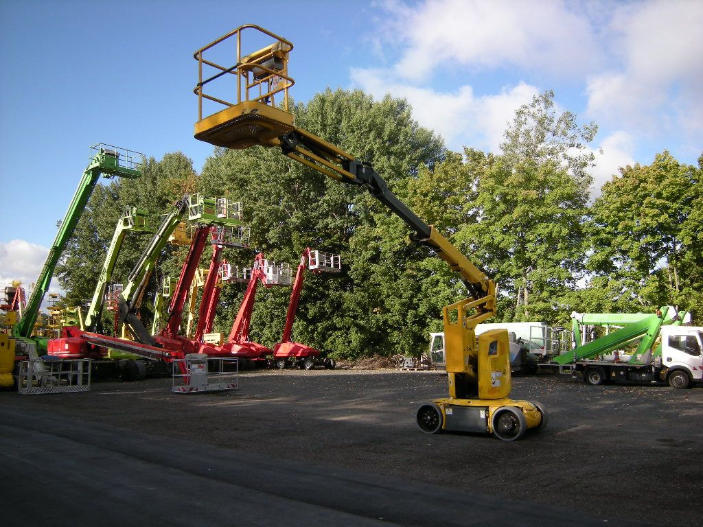 Haulotte HA12CJ+ , AH 12m, Korbarm drehbar - 车载空中平台:图5 Haulotte HA12CJ+ , AH 12m, Korbarm drehbar - 车载空中平台:图5