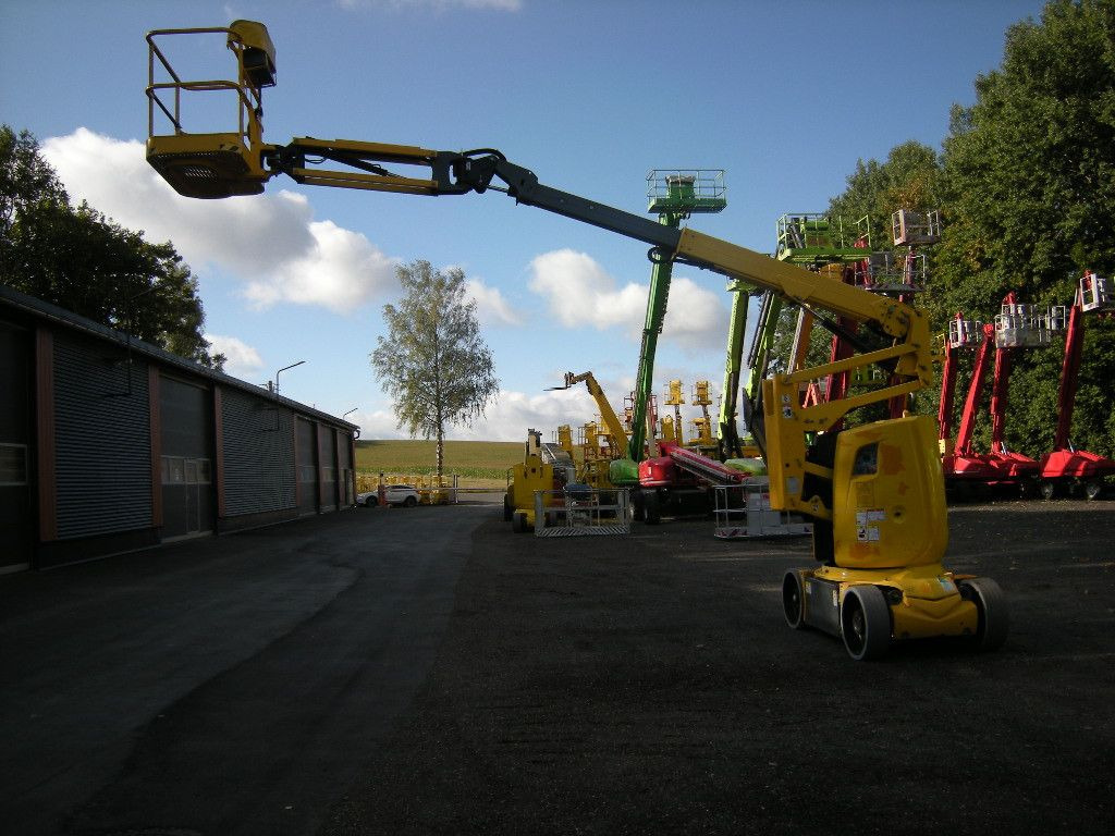 Haulotte HA12CJ+ , AH 12m, Korbarm drehbar - 车载空中平台:图4 Haulotte HA12CJ+ , AH 12m, Korbarm drehbar - 车载空中平台:图4