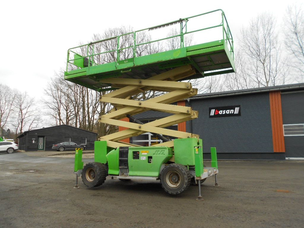 JLG 4394RT, Scherenbühne , 15 m, Allrad, Stützen - 剪式升降机:图2 JLG 4394RT, Scherenbühne , 15 m, Allrad, Stützen - 剪式升降机:图2