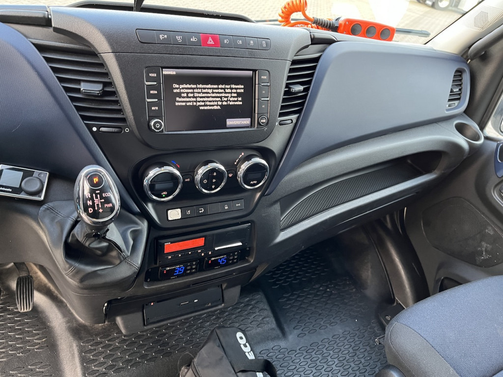 Iveco 70C18 Daily Frischedienst Tiefkühlkoffer LBW - 冷藏货车:图2 Iveco 70C18 Daily Frischedienst Tiefkühlkoffer LBW - 冷藏货车:图2