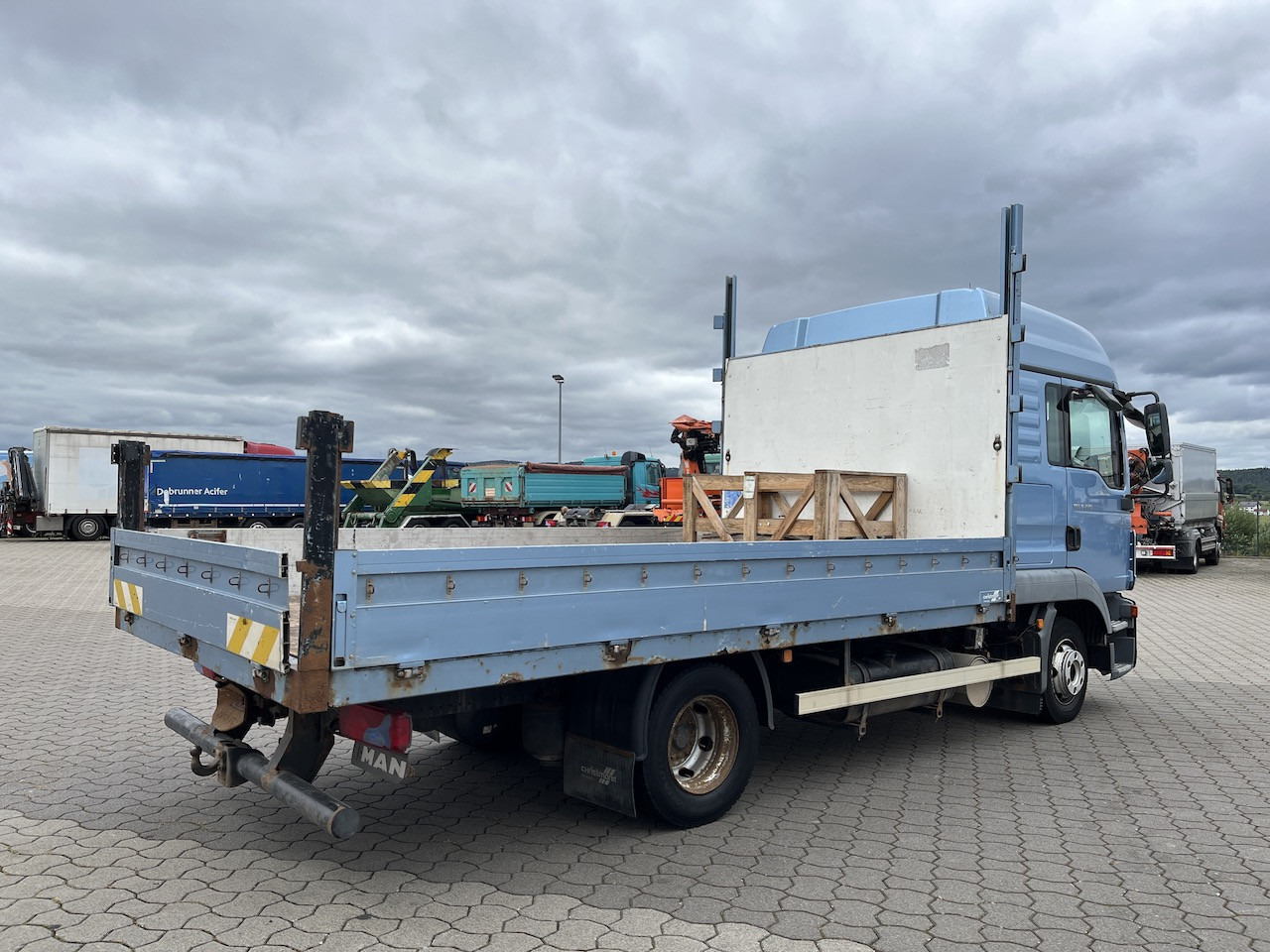 平板货车 MAN TGL 8.220 4x2  Pritsche   AHK：图9