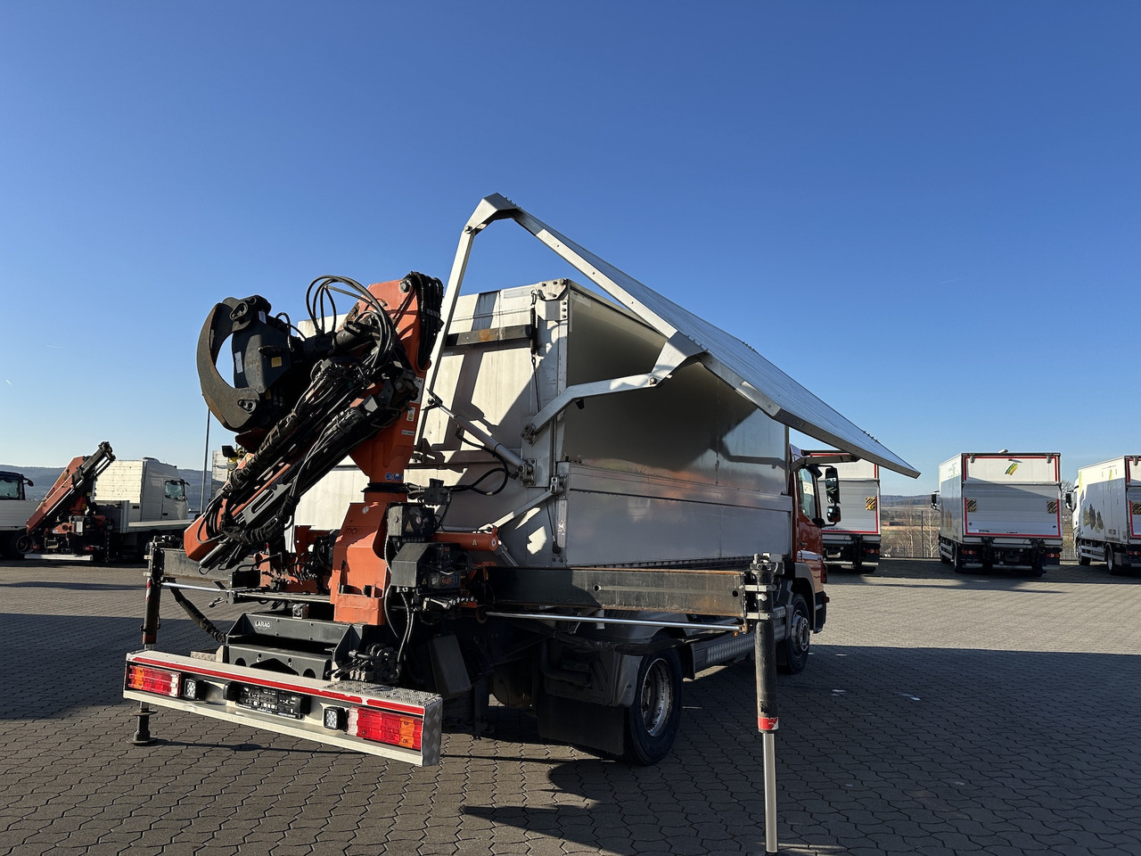 Mercedes-Benz Atego 1529 4x2 Atlas 57.3-A2 Kadaverkipper - 起重车, 翻斗车:图2 Mercedes-Benz Atego 1529 4x2 Atlas 57.3-A2 Kadaverkipper - 起重车, 翻斗车:图2