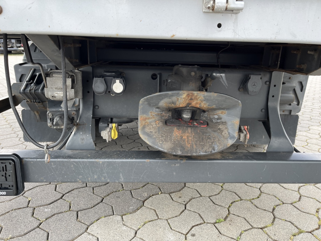 Mercedes-Benz Atego 823 4x2 AHK Hebezug Seilzug Brennholz - 平板货车:图5 Mercedes-Benz Atego 823 4x2 AHK Hebezug Seilzug Brennholz - 平板货车:图5