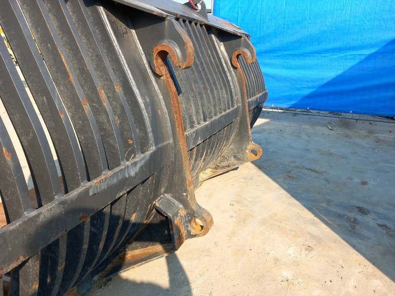 Eurosteel Puinriek WA320 - 铲斗 适用于 建筑机械:图3 Eurosteel Puinriek WA320 - 铲斗 适用于 建筑机械:图3