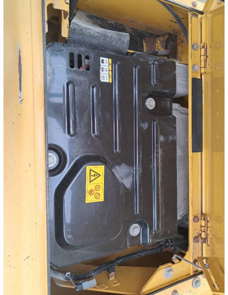 Komatsu HB365LC-3 Hybrid - 履带式挖掘机:图5 Komatsu HB365LC-3 Hybrid - 履带式挖掘机:图5