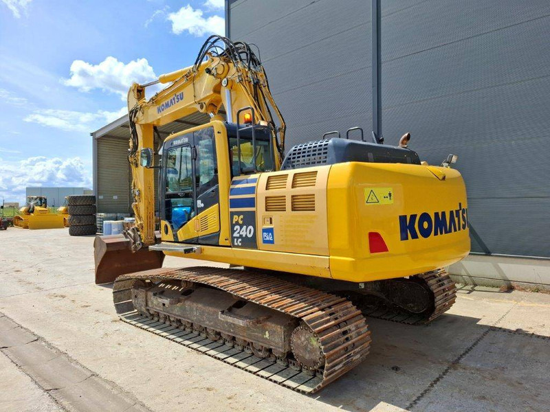 Komatsu PC240LC-10 - 履带式挖掘机:图2 Komatsu PC240LC-10 - 履带式挖掘机:图2