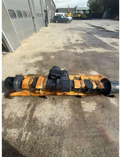 Komatsu PW140-7 REAR AXLE ASSEMBLY 20E-22-32000 - 轴及其零件 适用于 建筑机械:图4 Komatsu PW140-7 REAR AXLE ASSEMBLY 20E-22-32000 - 轴及其零件 适用于 建筑机械:图4