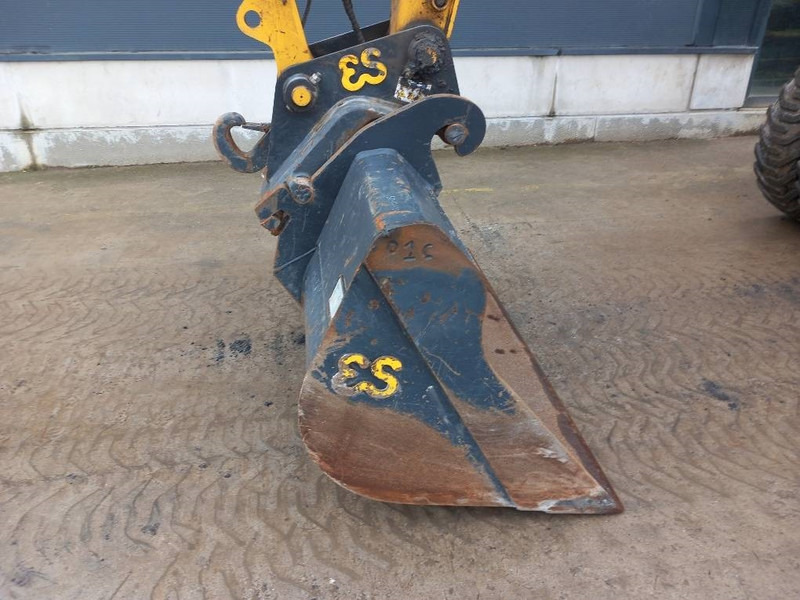 Komatsu PW160-11E0 - 轮式挖掘机:图3 Komatsu PW160-11E0 - 轮式挖掘机:图3