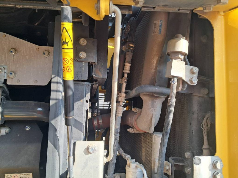 Komatsu WA380-8E0 - 轮式装载机:图5 Komatsu WA380-8E0 - 轮式装载机:图5