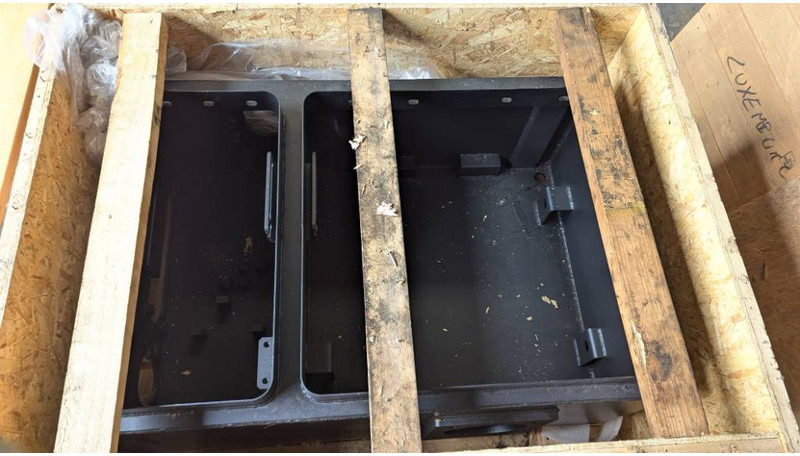 Komatsu WA600-8 BATTERY BOX 426-06-61211 - 框架/ 底盘 适用于 建筑机械:图5 Komatsu WA600-8 BATTERY BOX 426-06-61211 - 框架/ 底盘 适用于 建筑机械:图5
