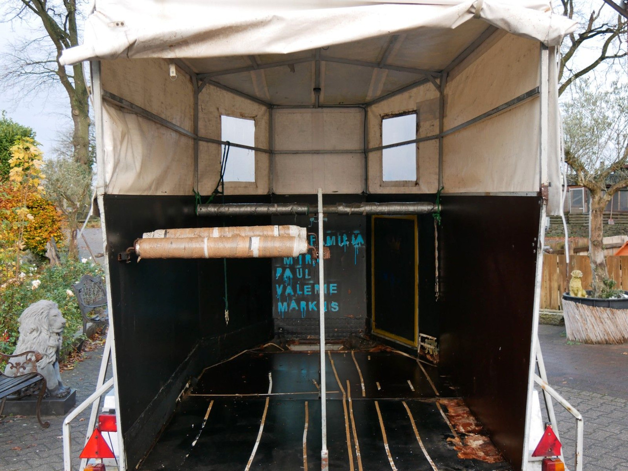 2 Pferde - 牲畜运输拖车:图4 2 Pferde - 牲畜运输拖车:图4