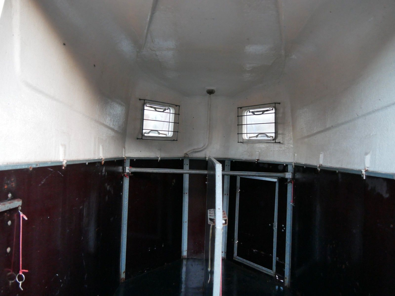 Holz Poly 2 Pferde - 牲畜运输拖车:图4 Holz Poly 2 Pferde - 牲畜运输拖车:图4