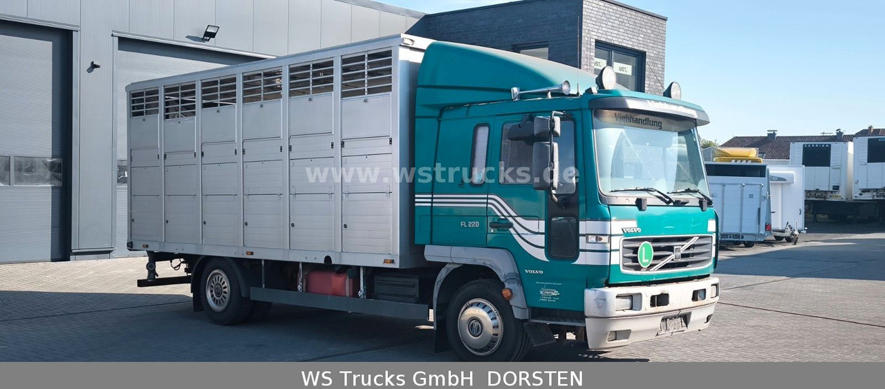 Volvo FL 220 Einstock Großvieh - 牲畜运输车:图2 Volvo FL 220 Einstock Großvieh - 牲畜运输车:图2