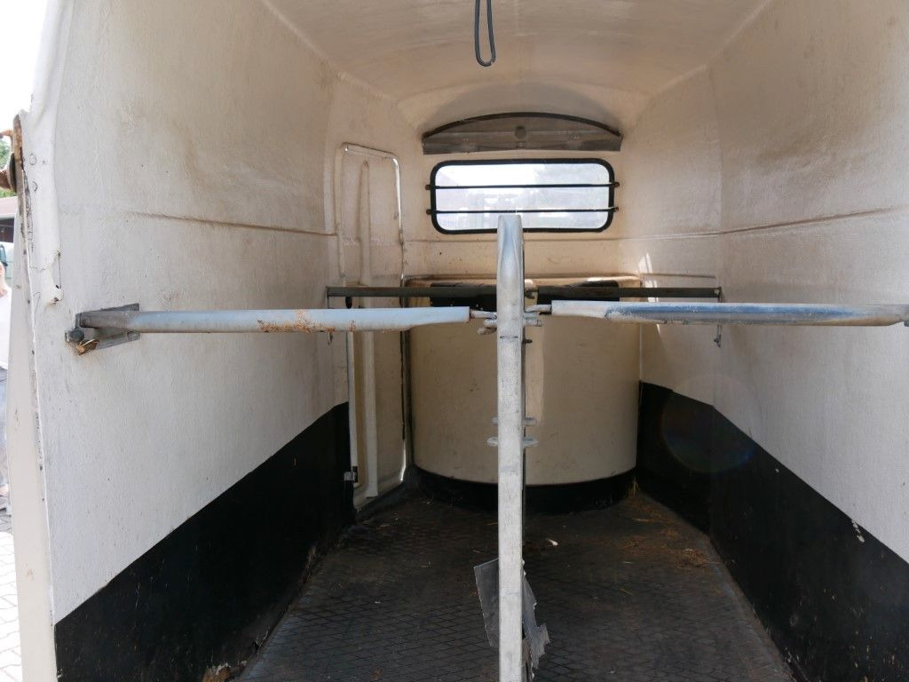 Westfalia Vollpoly 2 Pferde mit Sattelkammer - 马拖车:图3 Westfalia Vollpoly 2 Pferde mit Sattelkammer - 马拖车:图3