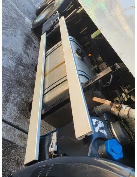 新的 垃圾车 Iveco 260S 42 WAAGE 5 m³ Zöller Medium XXL 24 Umleerer:图10 新的 垃圾车 Iveco 260S 42 WAAGE 5 m³ Zöller Medium XXL 24 Umleerer:图10