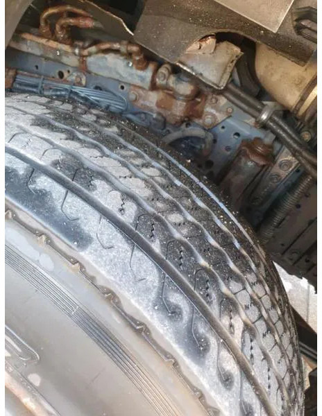 新的 垃圾车 Iveco 260S 42 WAAGE 5 m³ Zöller Medium XXL 24 Umleerer:图15 新的 垃圾车 Iveco 260S 42 WAAGE 5 m³ Zöller Medium XXL 24 Umleerer:图15