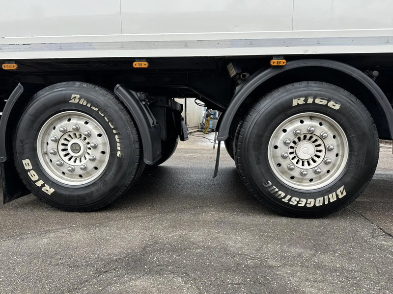 Krone Cool Liner Cool Liner 2 - Achs CITYSATTEL Lenkachse Carrier 1300TÜV NEU!! - 冷藏半拖车:图5 Krone Cool Liner Cool Liner 2 - Achs CITYSATTEL Lenkachse Carrier 1300TÜV NEU!! - 冷藏半拖车:图5