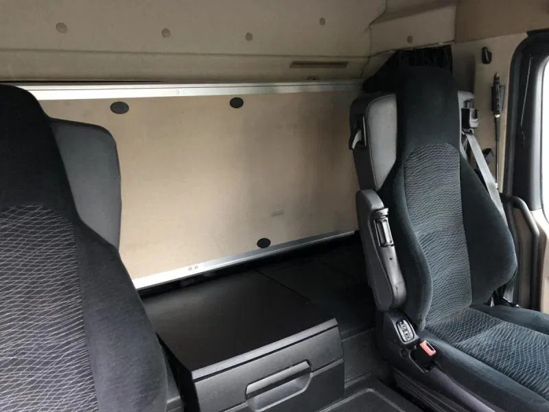 牵引车 Mercedes-Benz Actros 1845 LS LOW MEGA Streamspace Intarder:图16 牵引车 Mercedes-Benz Actros 1845 LS LOW MEGA Streamspace Intarder:图16