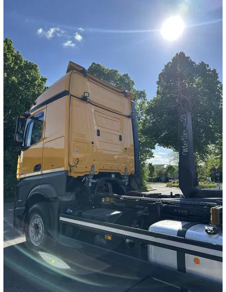 Mercedes-Benz Actros 2645 6x2 ABROLLER Lenk/Lift MEILLER 2170 Intarder - 吊钩升降车, 起重车:图4 Mercedes-Benz Actros 2645 6x2 ABROLLER Lenk/Lift MEILLER 2170 Intarder - 吊钩升降车, 起重车:图4