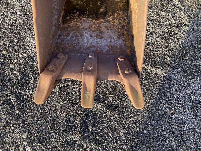 CATERPILLAR 420mm - 挖掘机铲斗:图2 CATERPILLAR 420mm - 挖掘机铲斗:图2