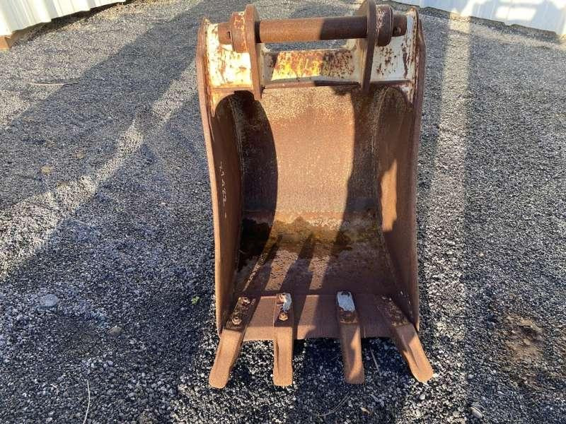 CATERPILLAR 570mm - type tractopelle - 挖掘机铲斗:图3 CATERPILLAR 570mm - type tractopelle - 挖掘机铲斗:图3