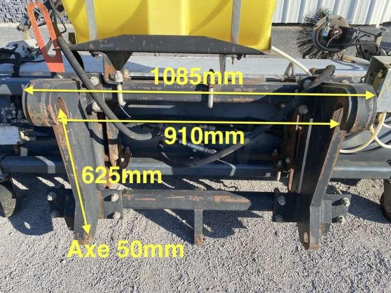 EMILY 2900mm - Attache Chargeurs CATERPILLAR / VOLVO - 扫地机:图5 EMILY 2900mm - Attache Chargeurs CATERPILLAR / VOLVO - 扫地机:图5