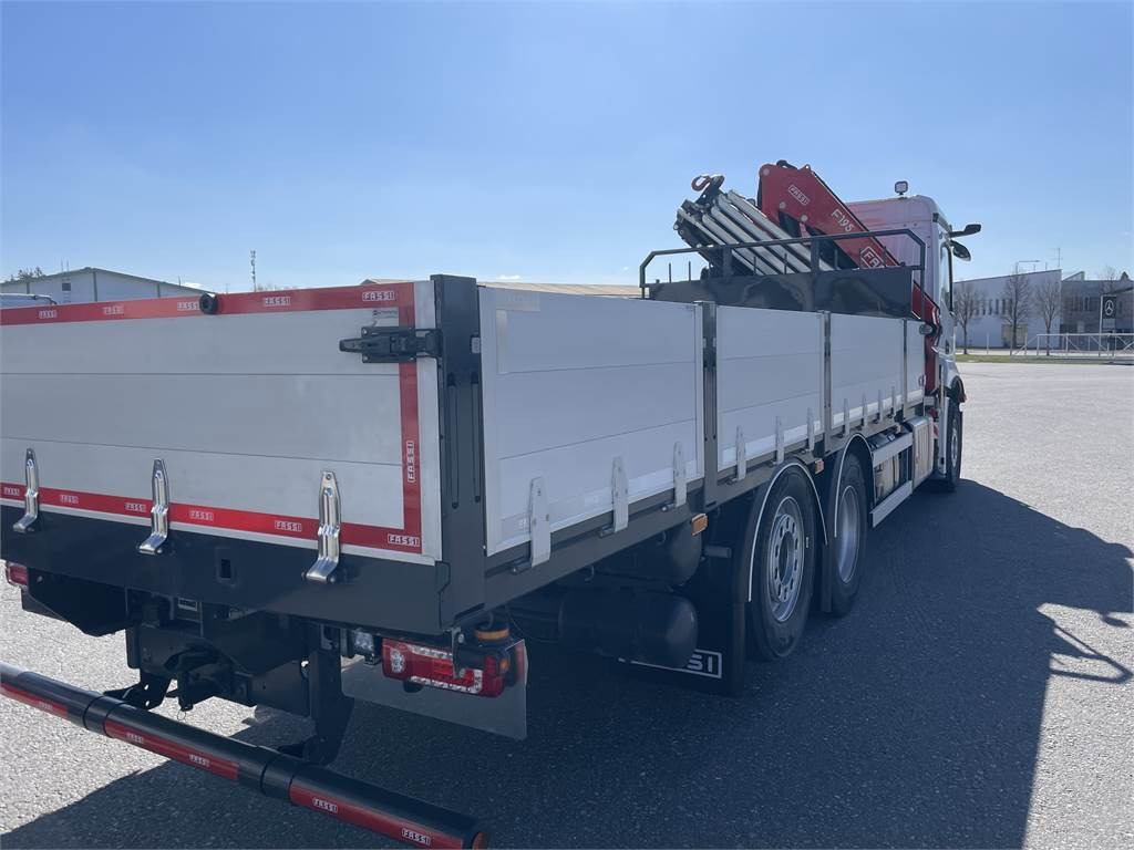 Mercedes-Benz ACTROS 2532L 6x2 - 起重车:图4 Mercedes-Benz ACTROS 2532L 6x2 - 起重车:图4