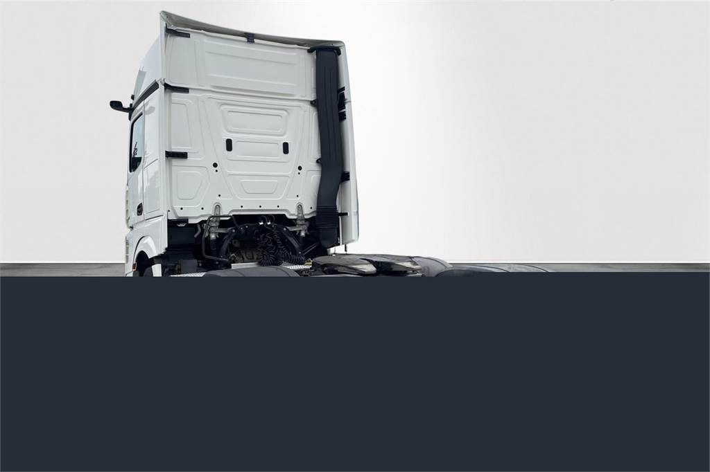Mercedes-Benz ACTROS ACTROS 2551LS 6x2/4 Väliteli - 牵引车:图5 Mercedes-Benz ACTROS ACTROS 2551LS 6x2/4 Väliteli - 牵引车:图5