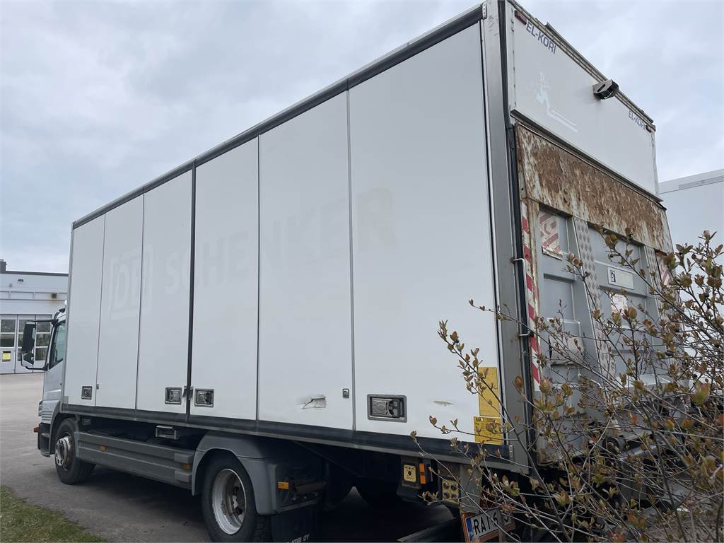 Mercedes-Benz ATEGO 1524L/42 租赁 Mercedes-Benz ATEGO 1524L/42：图6