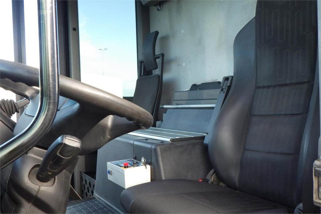 垃圾车 Mercedes-Benz ECONIC 2635 L ENA Norba RL-300 22H25：图15