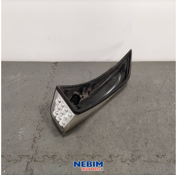 Volvo Volvo - 82151205 - Knipperlicht FH4 rechts - 备件 适用于 卡车:图2 Volvo Volvo - 82151205 - Knipperlicht FH4 rechts - 备件 适用于 卡车:图2