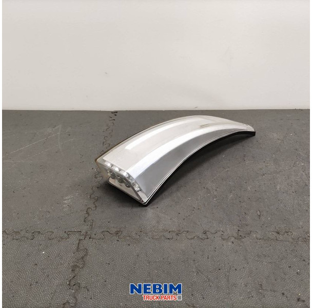 Volvo Volvo - 82151205 - Knipperlicht FH4 rechts - 备件 适用于 卡车:图1 Volvo Volvo - 82151205 - Knipperlicht FH4 rechts - 备件 适用于 卡车:图1