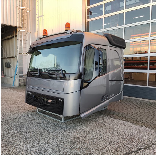 Volvo Volvo - 85135362 - Cabine FH4 CABH175 - 备件 适用于 卡车:图1 Volvo Volvo - 85135362 - Cabine FH4 CABH175 - 备件 适用于 卡车:图1
