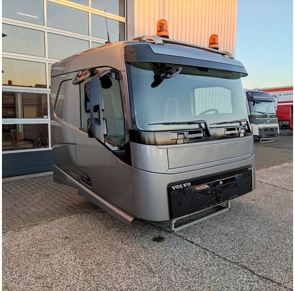 Volvo Volvo - 85135362 - Cabine FH4 CABH175 - 备件 适用于 卡车:图3 Volvo Volvo - 85135362 - Cabine FH4 CABH175 - 备件 适用于 卡车:图3