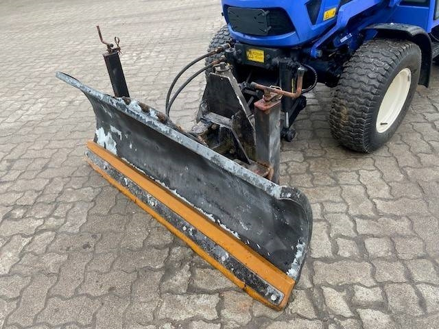 紧凑型拖拉机 Iseki TM 3267 AHL K (12005269):图12 紧凑型拖拉机 Iseki TM 3267 AHL K (12005269):图12