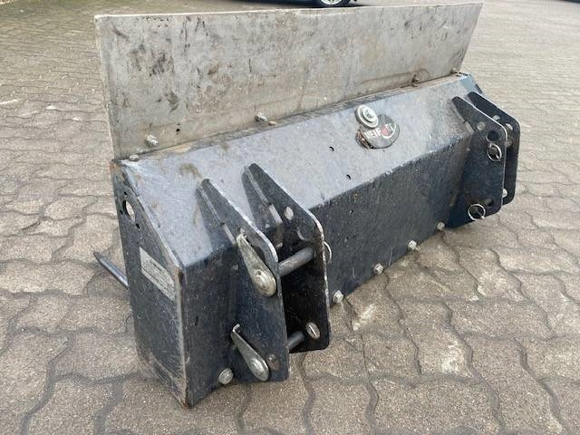 紧凑型拖拉机 Iseki TM 3267 AHL K (12005269):图19 紧凑型拖拉机 Iseki TM 3267 AHL K (12005269):图19