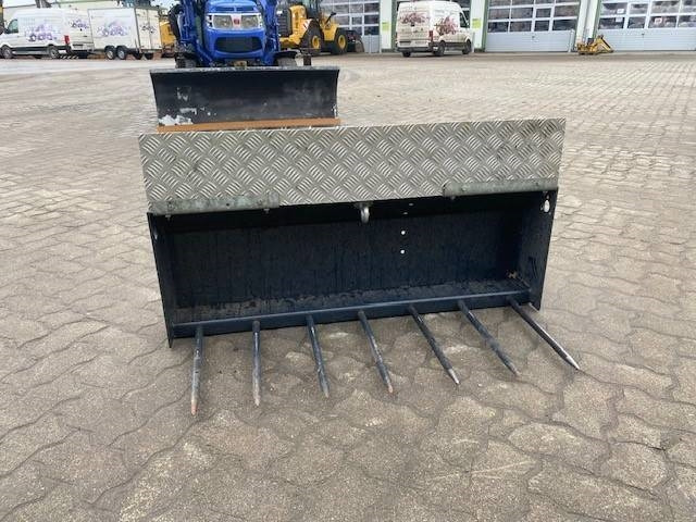 紧凑型拖拉机 Iseki TM 3267 AHL K (12005269):图17 紧凑型拖拉机 Iseki TM 3267 AHL K (12005269):图17