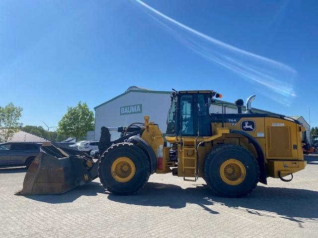 John Deere 744 P MIETE / RENTAL (12002124) - 轮式装载机:图2 John Deere 744 P MIETE / RENTAL (12002124) - 轮式装载机:图2