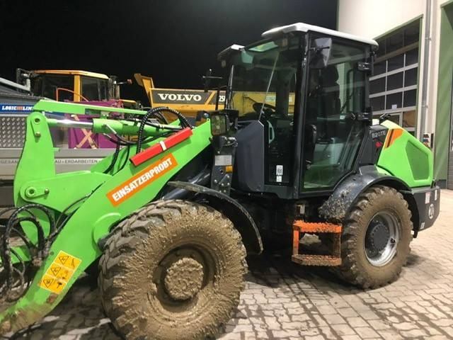 LIUGONG 820 TE vollelektrisch, MIETE / RENTAL (12005253) - 轮式装载机:图1 LIUGONG 820 TE vollelektrisch, MIETE / RENTAL (12005253) - 轮式装载机:图1