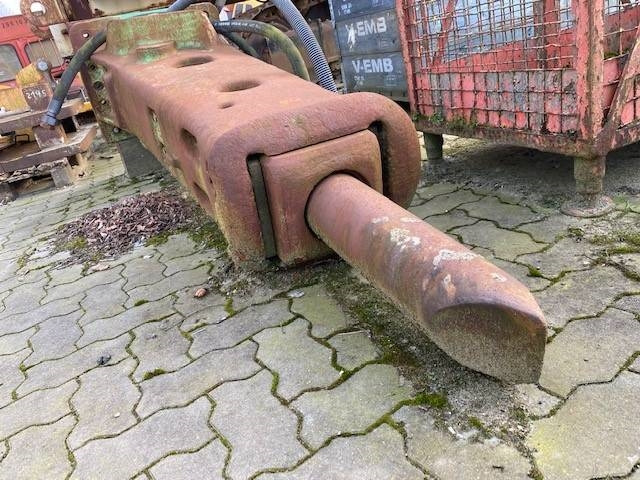 MONTABERT BRV 43 - 液压锤 适用于 建筑机械:图2 MONTABERT BRV 43 - 液压锤 适用于 建筑机械:图2