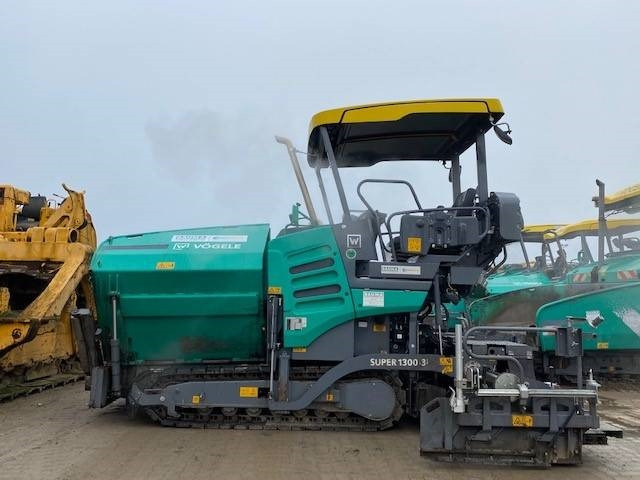 Vögele S 1300-3i MIETE / RENTAL (12001899) - 沥青铺路机:图2 Vögele S 1300-3i MIETE / RENTAL (12001899) - 沥青铺路机:图2