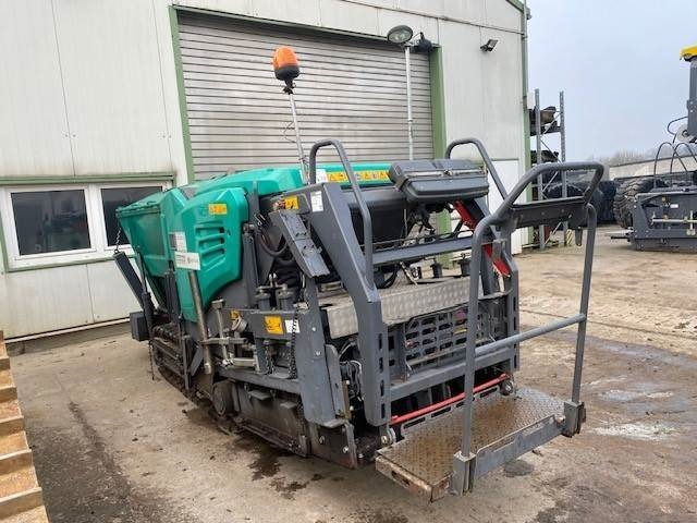 Vögele Super 800i MIETE / RENTAL (12001592) - 沥青铺路机:图5 Vögele Super 800i MIETE / RENTAL (12001592) - 沥青铺路机:图5