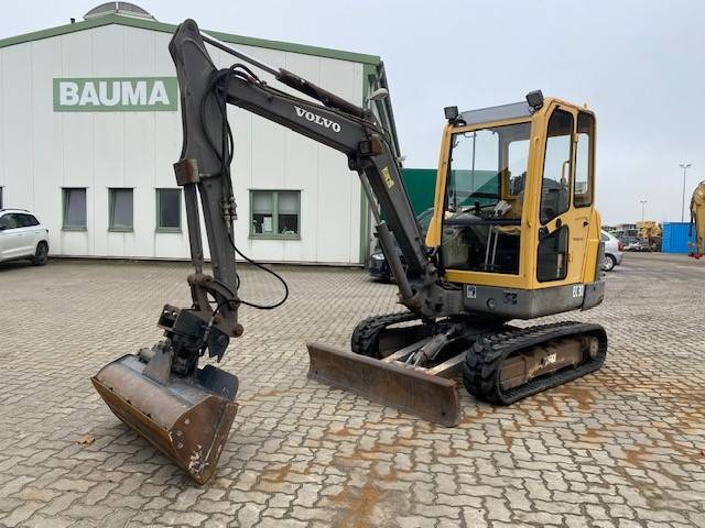 Volvo EC 30 (12005611) - 小型挖掘机:图1 Volvo EC 30 (12005611) - 小型挖掘机:图1