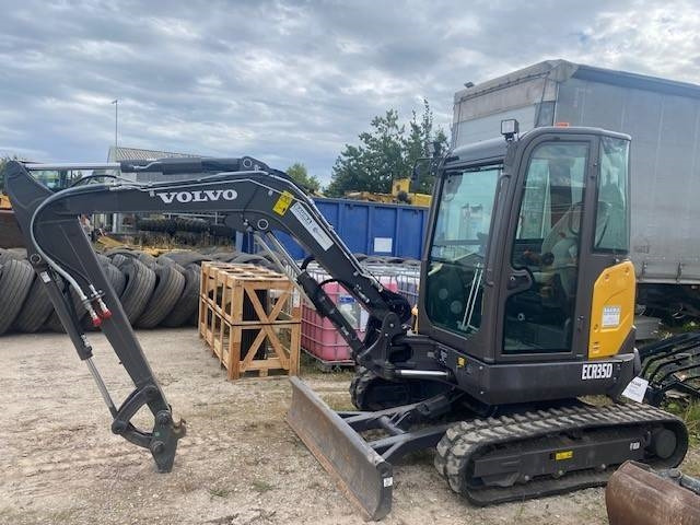 Volvo ECR 35 D MIETE / RENTAL (12001934) - 小型挖掘机:图2 Volvo ECR 35 D MIETE / RENTAL (12001934) - 小型挖掘机:图2