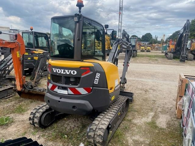 Volvo ECR 35 D MIETE / RENTAL (12001934) - 小型挖掘机:图4 Volvo ECR 35 D MIETE / RENTAL (12001934) - 小型挖掘机:图4