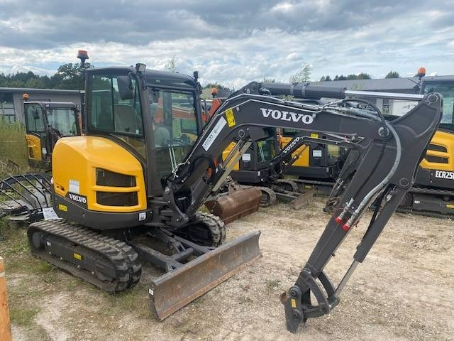 Volvo ECR 35 D MIETE / RENTAL (12001934) - 小型挖掘机:图5 Volvo ECR 35 D MIETE / RENTAL (12001934) - 小型挖掘机:图5