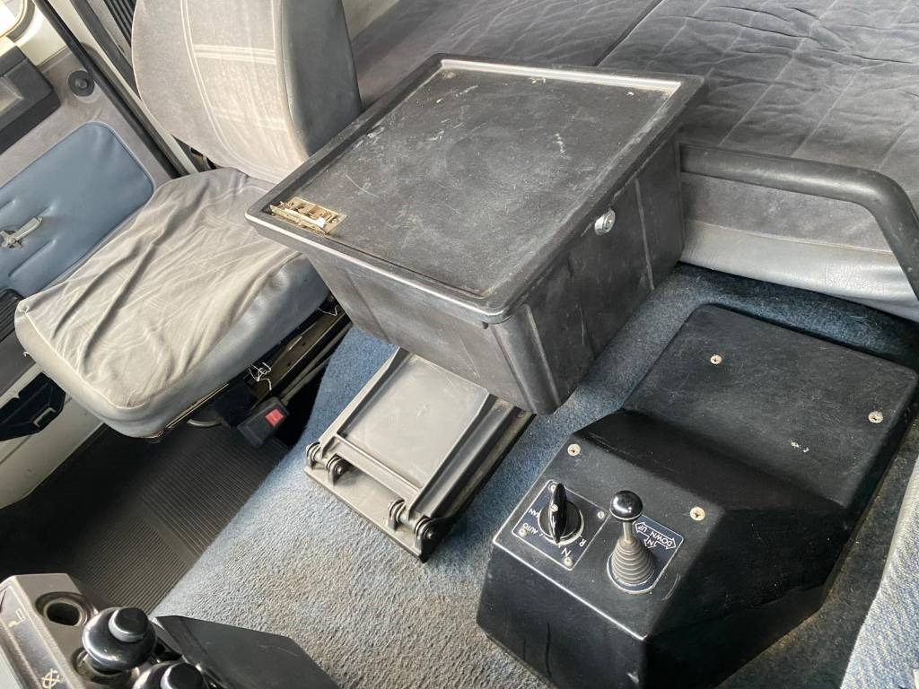 驾驶室底盘卡车 Scania R 142:图24 驾驶室底盘卡车 Scania R 142:图24