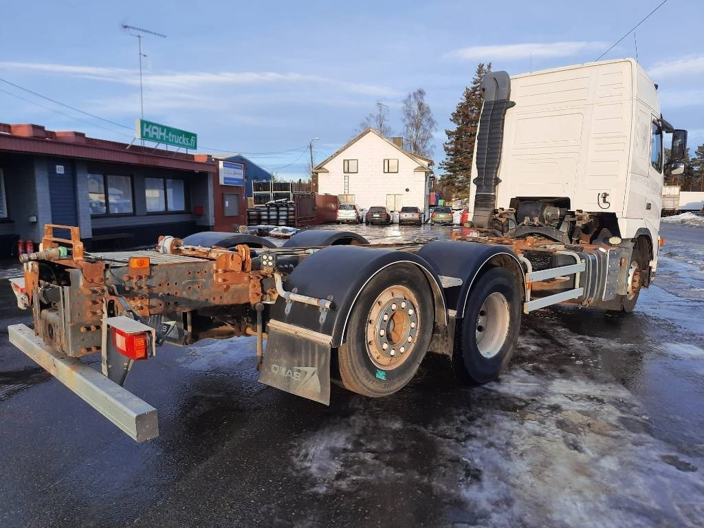 Volvo FH 13 440 - 驾驶室底盘卡车:图4 Volvo FH 13 440 - 驾驶室底盘卡车:图4
